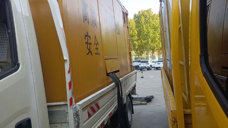 金城江如何判断柴油发电机组和UPS电源的切换时间是否符合要求?