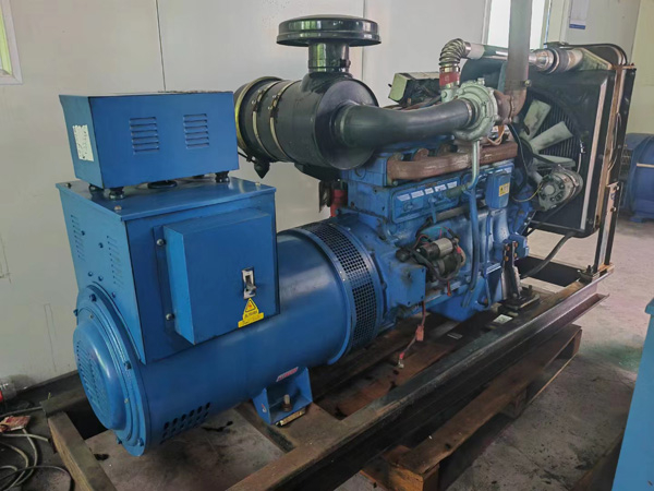 金城江100kW柴油发电机组使用多级机油有哪些优缺点?